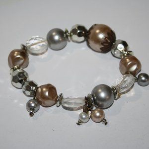 🤎 Silver & Tan Chunky Pearl Bracelet · 7" · Elastic Fit · Bold Neutrals 🤍